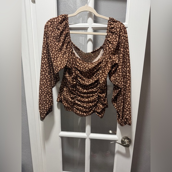 Liberty Love Tops - NWOT Liberty Love Brown Floral Boho Top